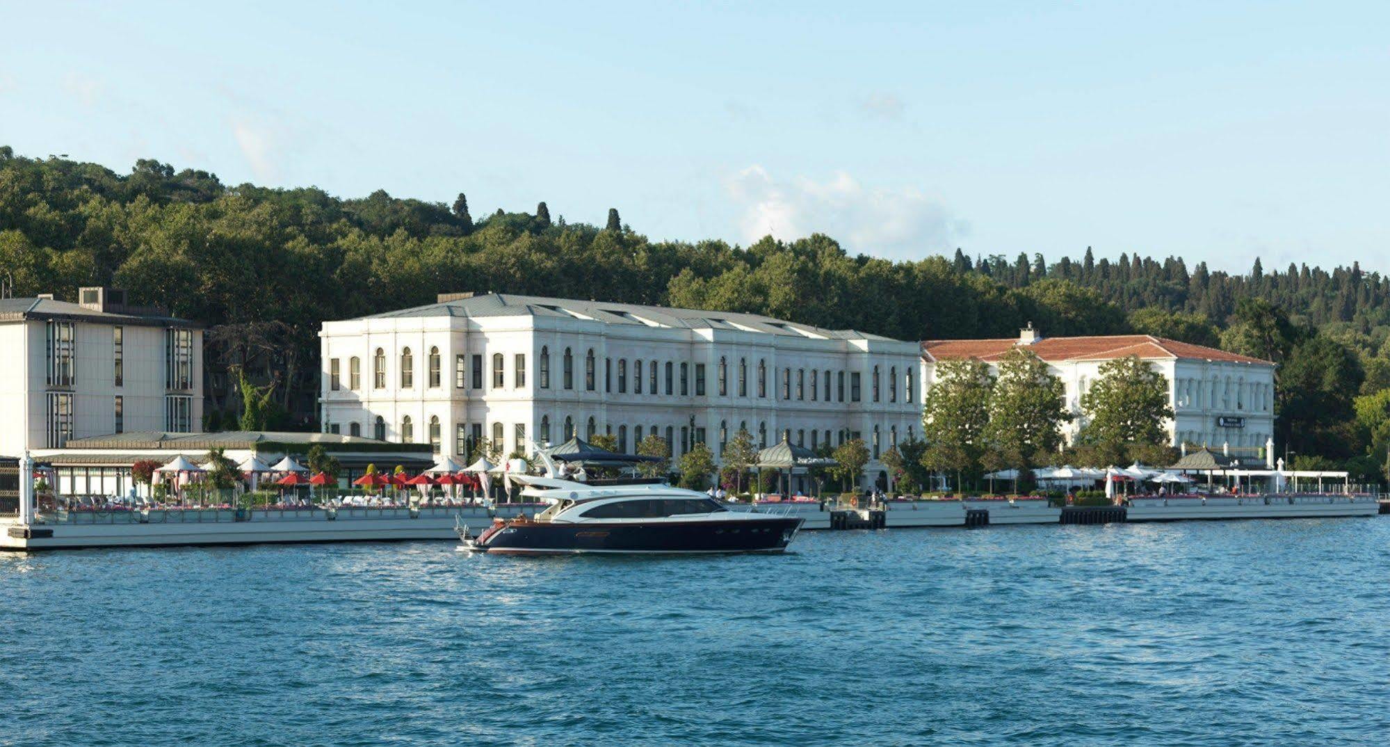 Four Seasons Hotel Istanbul At The Bosphorus Exterior foto
