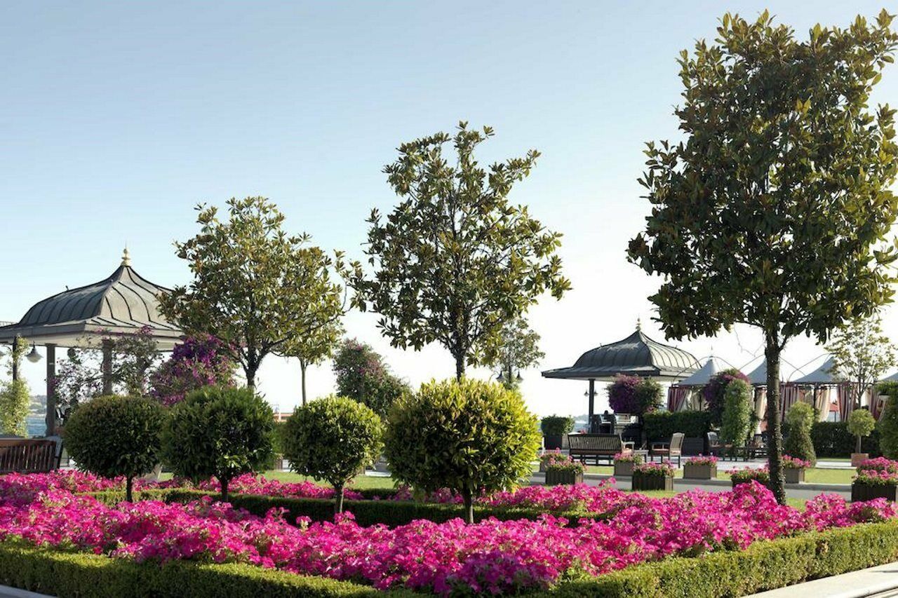 Four Seasons Hotel Istanbul At The Bosphorus Exterior foto