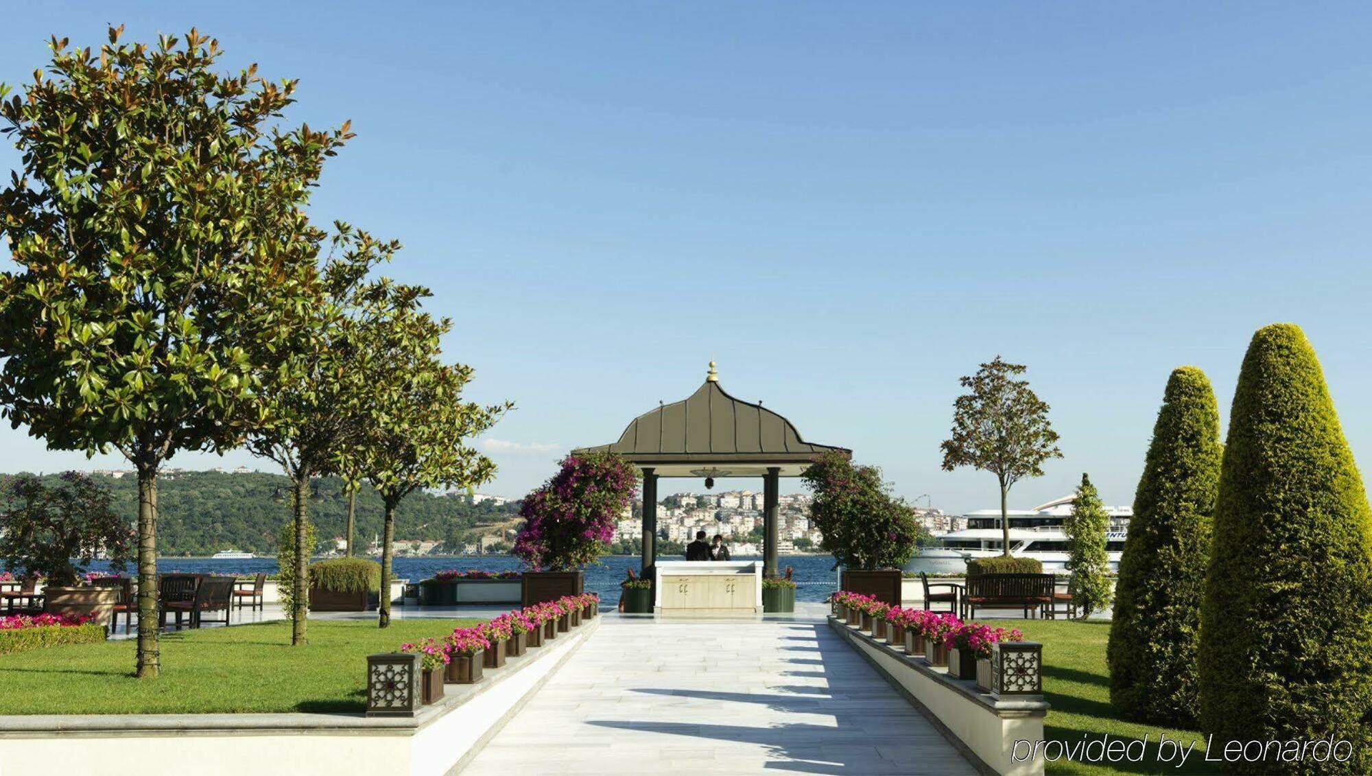 Four Seasons Hotel Istanbul At The Bosphorus Exterior foto